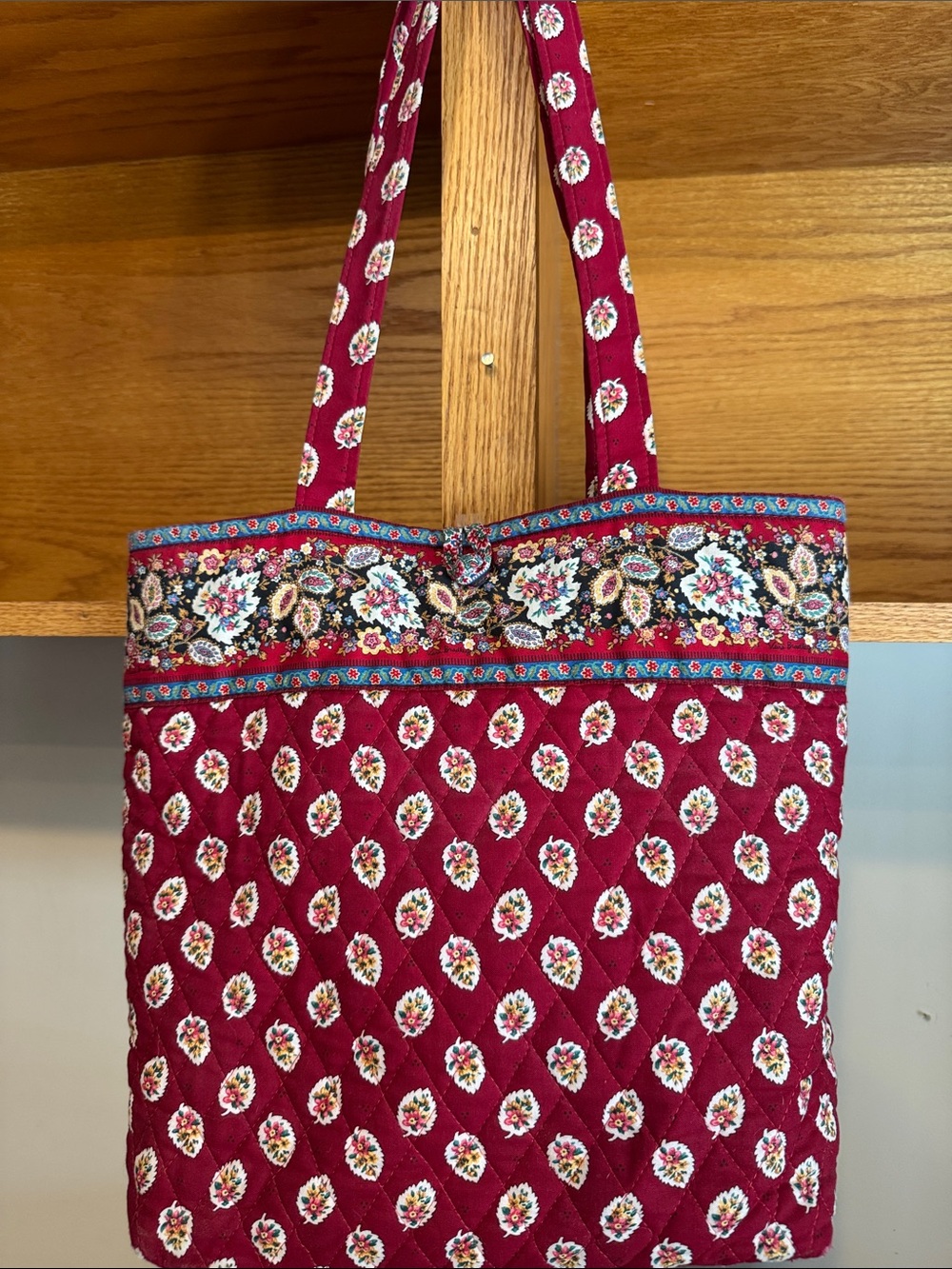 Vera Bradley Quilted Shoulder Bag in Red Floral Print - Picture 2 of 2